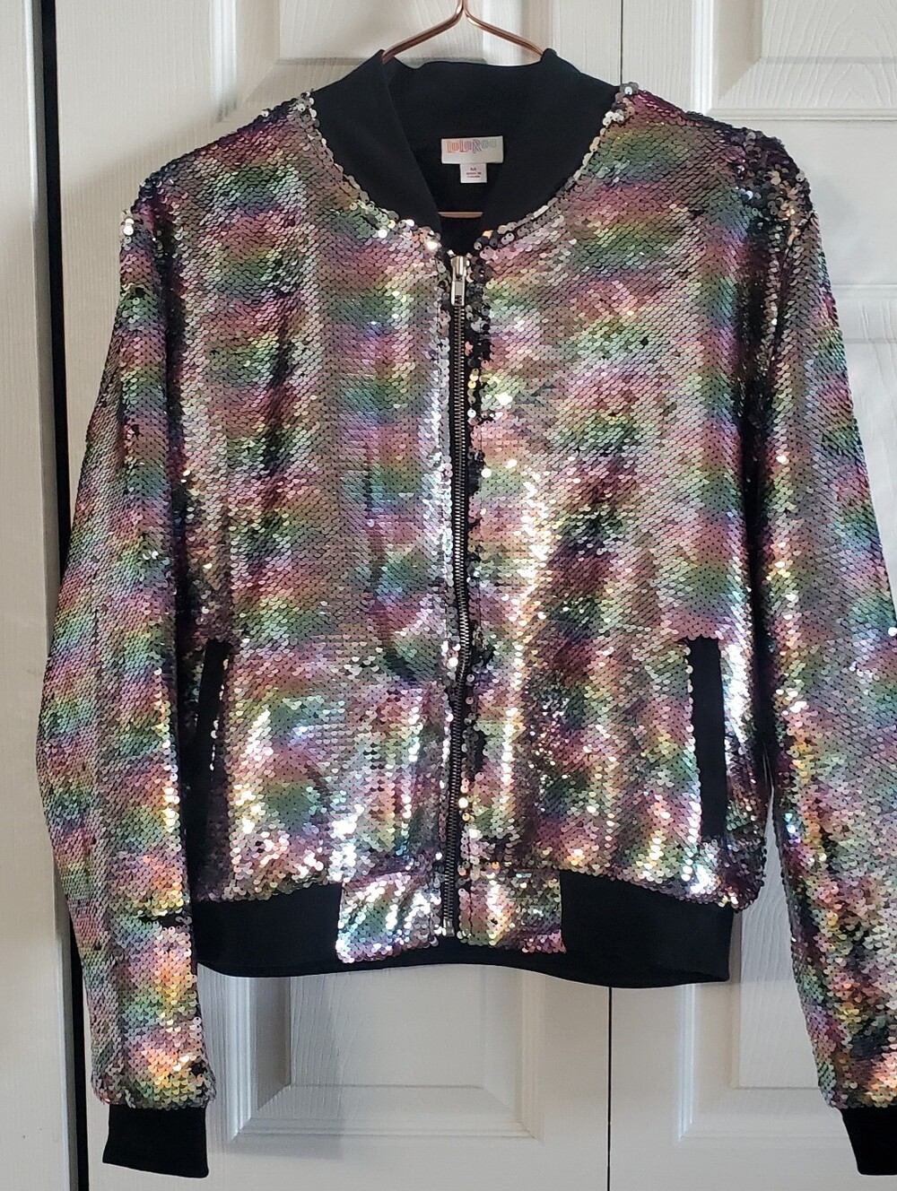 LuLaRoe STEVIE RAINBOW PASTEL NWT MED SEQUIN BOMBER JACKET.